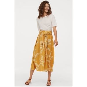 H&M • Linen Blend Mustard Palm Print Midi Skirt